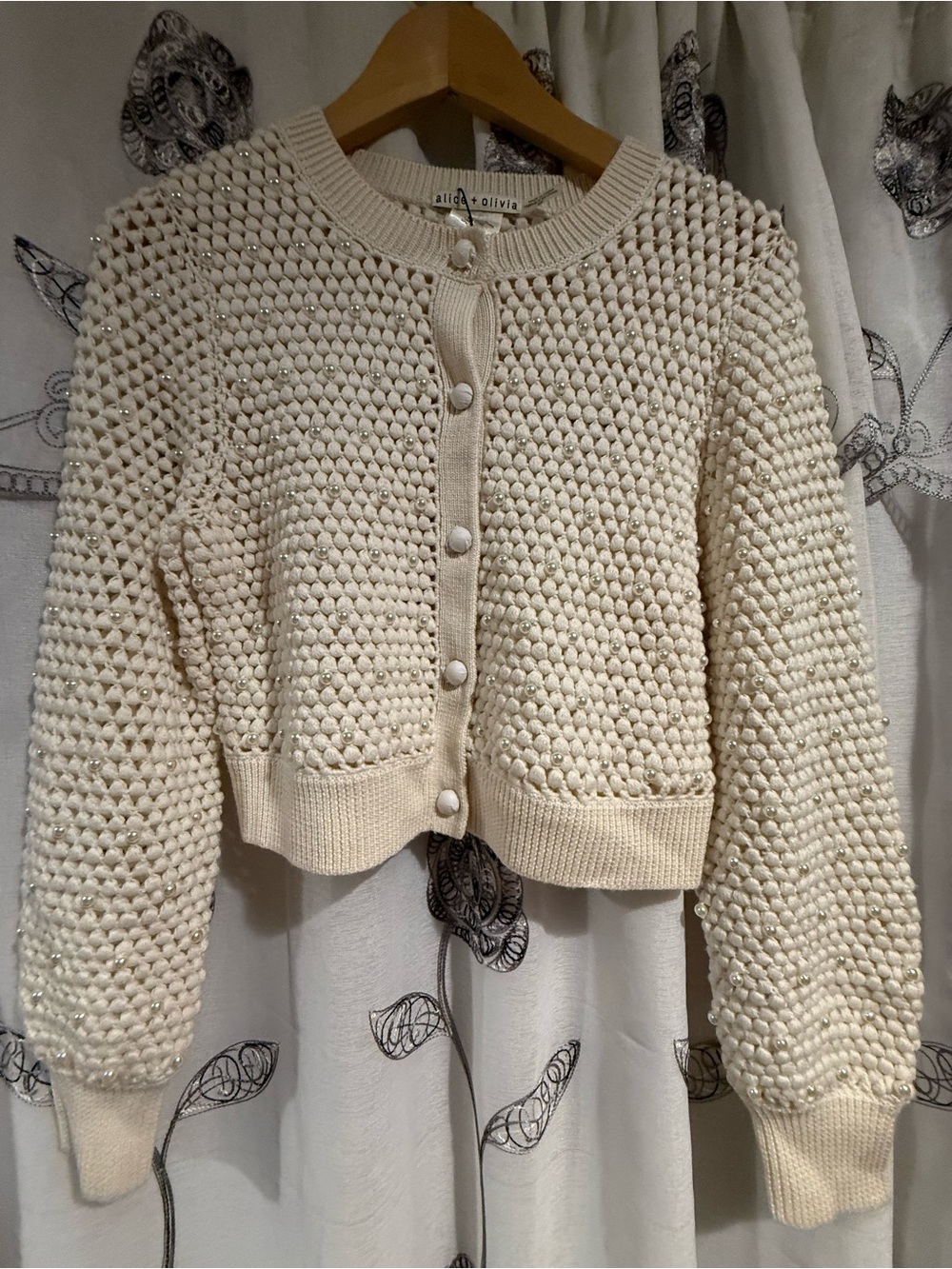 Alice + Olivia Soft White Pearl Popcorn Cardigan S NWT MSRP $595 Style CC110S657